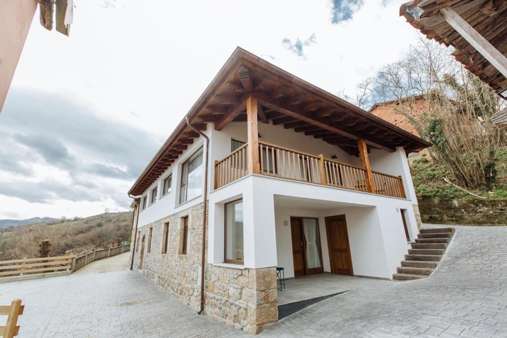 Tiu Enrique 3 Apartment Cangas de Onis Exterior photo